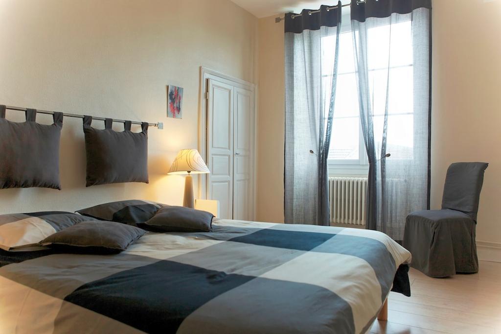 Comme A La Maison Bed & Breakfast Tours-sur-Marne Rom bilde