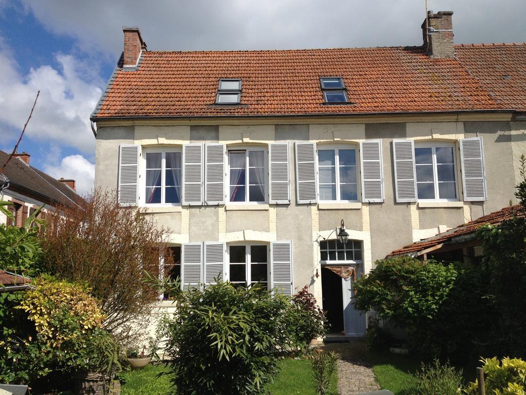 Comme A La Maison Bed & Breakfast Tours-sur-Marne Eksteriør bilde